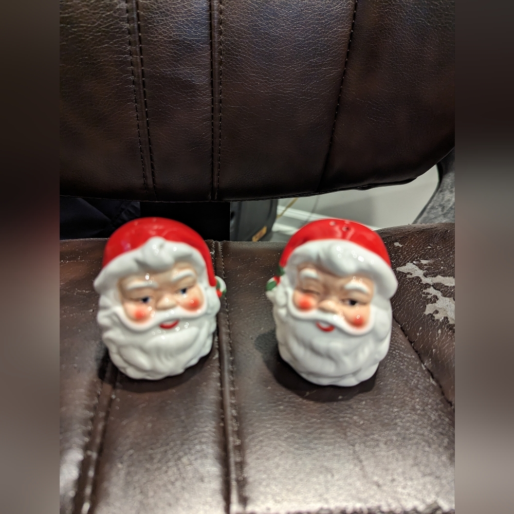 Santa salt and pepper shakers, ceramic